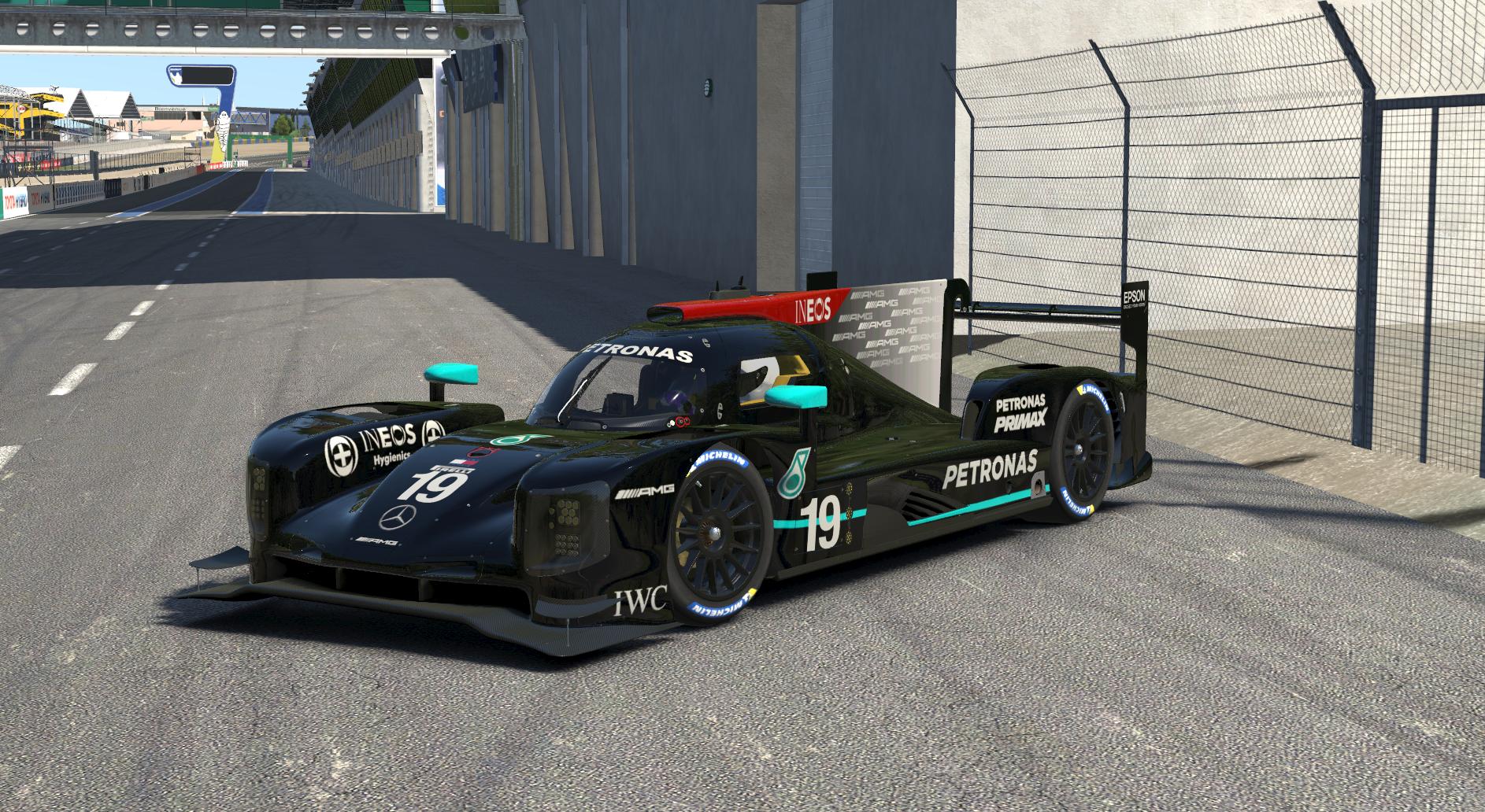 Mercedes Petronas F1 by Owen Paterson - Trading Paints