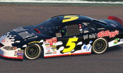 2002 Terry Labonte Got Milk #5 Monte Carlo